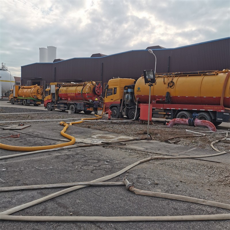 遂溪污水池清理